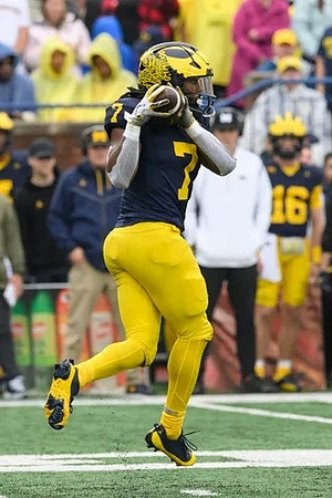Donovan Edwards (7)