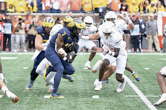 Dominick Giudice (56) and Donovan Edwards (7)