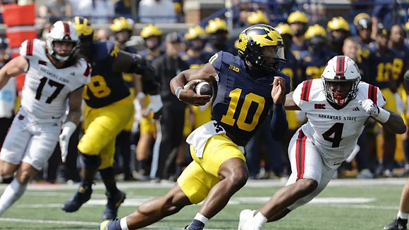 Myles Hinton (78) and Alex Orji (10)