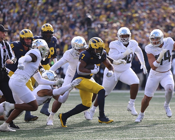 Greg Crippen (51), Myles Hinton (78), and Donovan Edwards (7)