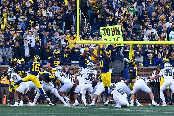 Jimmy Rolder (30), Jo'Ziah Edmond (16), Mason Graham (55), Kenneth Grant (78), Josaiah Stewart (0), and Ernest Hausmann (15)