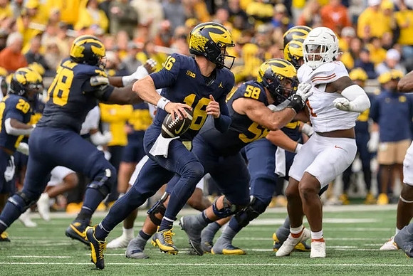 Benjamin Hall (28), Myles Hinton (78), Davis Warren (16), and Giovanni El-Hadi (58)