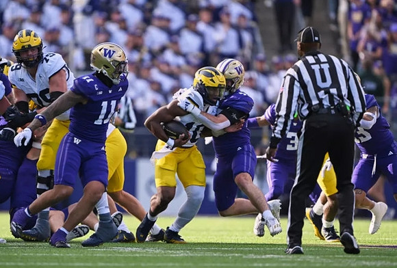 Jeffrey Persi (79) and Alex Orji (10)