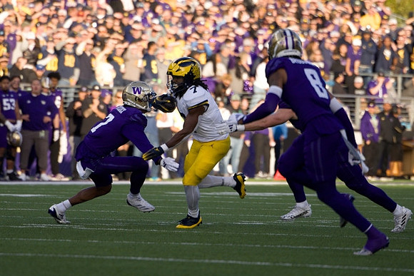 Donovan Edwards (7)