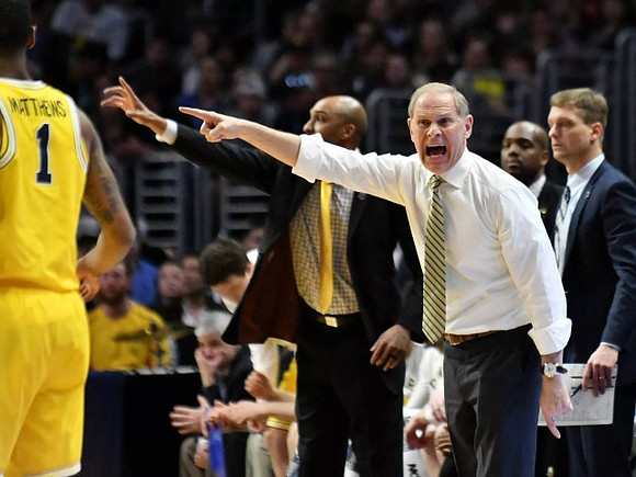 Charles Matthews (1), Saddi Washington, John Beilein, Deandre Haynes, and Luke Yaklich