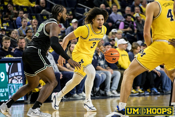 Tre Donaldson (3) and Will Tschetter (42)