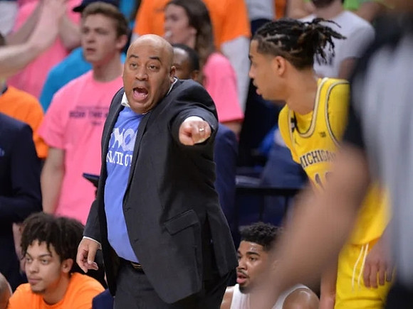 Penn State Head Coach Micah Shrewsberry and Jett Howard (13)