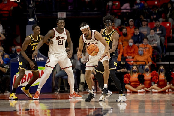 Moussa Diabate (14) and Jace Howard (25)
