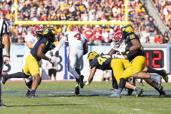 Jaishawn Barham (1), TJ Guy (42), and Rayshaun Benny (26)