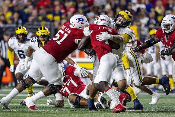 R.J. Moten (6), Michael Barrett (23), and Mason Graham (55)