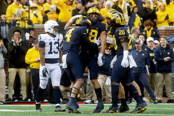 Micah Pollard (4), Colston Loveland (18), and Kalel Mullings (20)