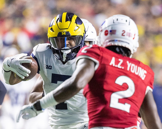 Donovan Edwards (7)