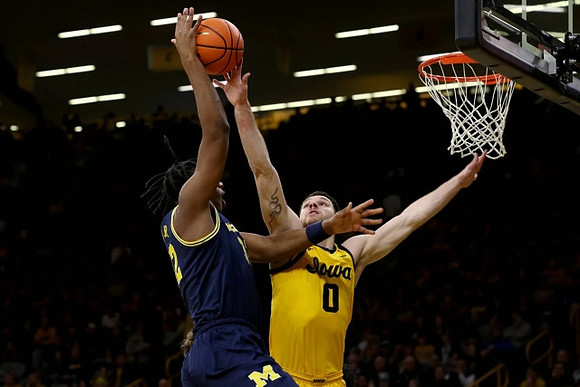 Tarris Reed Jr. (32)