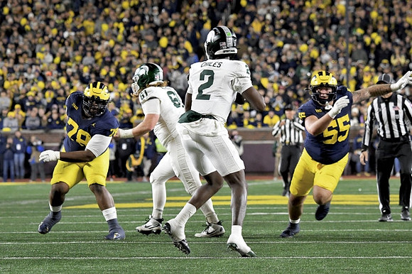 Quinten Johnson (28) and Mason Graham (55)