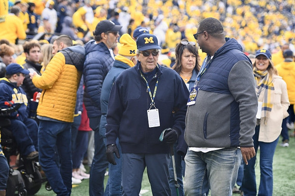 Lloyd Carr