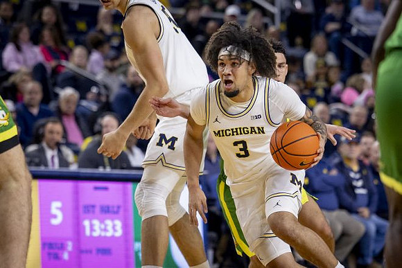 Vladislav Goldin (50) and Tre Donaldson (3)