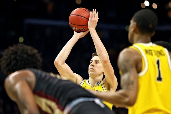 Duncan Robinson (22) and Charles Matthews (1)