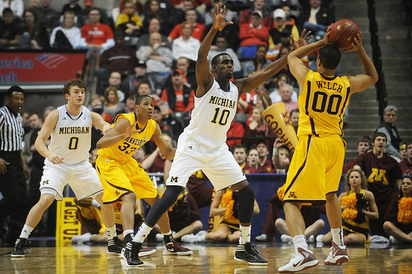 Zack Novak (0) and Tim Hardaway Jr. (10)