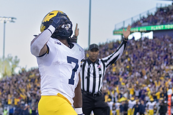 Donovan Edwards (7)