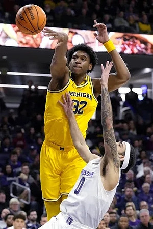 Tarris Reed Jr. (32)