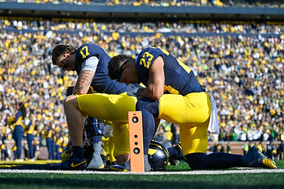 Marlin Klein (17) and Jordan Marshall (23)