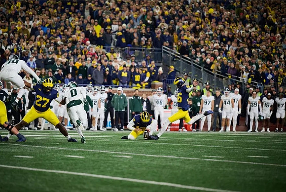 Tyler McLaurin (27), Tommy Doman (19), and Dominic Zvada (96)