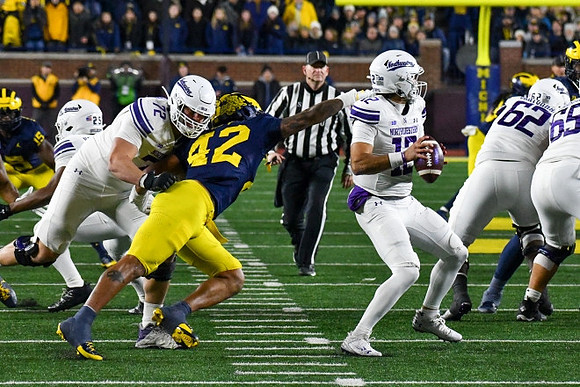 Ernest Hausmann (15) and TJ Guy (42)