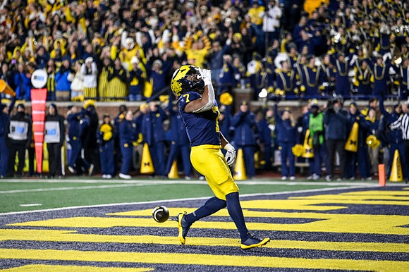 Donovan Edwards (7)
