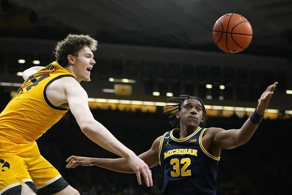 Tarris Reed Jr. (32)