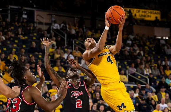 Nimari Burnett (4)