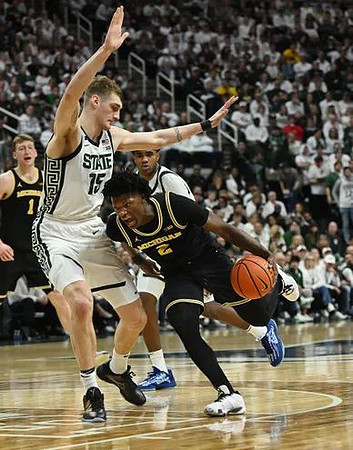 Danny Wolf (1) and L.J. Cason (2)