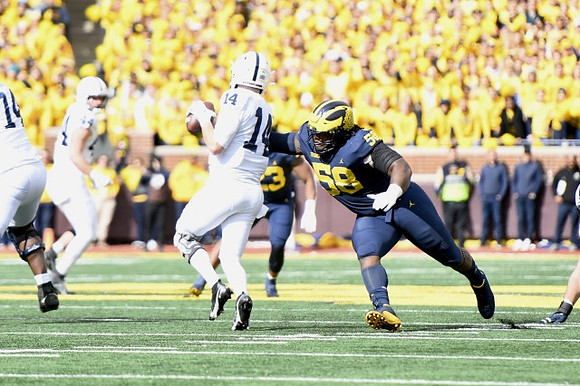 Michael Barrett (23) and Mazi Smith (58)