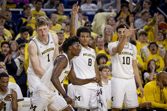 Nimari Burnett (4), Danny Wolf (1), L.J. Cason (2), Phat Phat Brooks (8), and Justin Pippen (10)