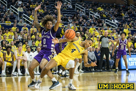 Nimari Burnett (4)