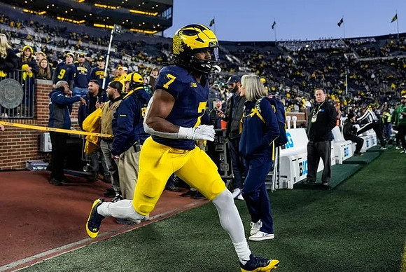 Donovan Edwards (7)