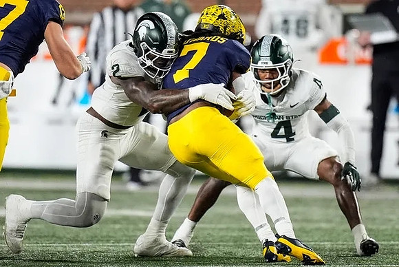 Donovan Edwards (7)