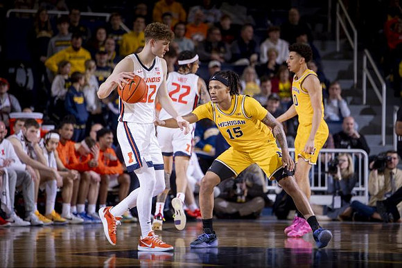 Rubin Jones (15) and Justin Pippen (10)
