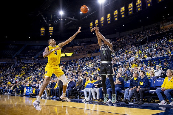 Nimari Burnett (4)