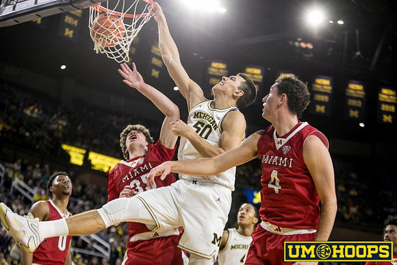 Vladislav Goldin (50) and Nimari Burnett (4)