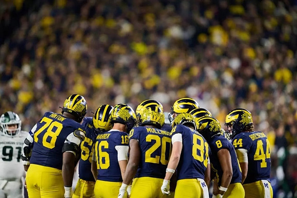 Myles Hinton (78), Davis Warren (16), Kalel Mullings (20), Peyton O'Leary (81), Tyler Morris (8), and Max Bredeson (44)