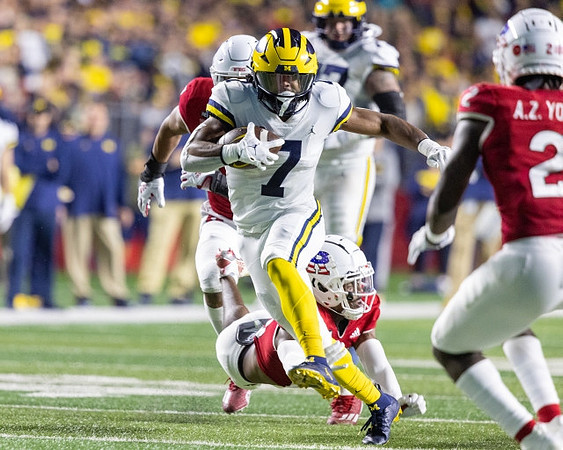 Donovan Edwards (7)