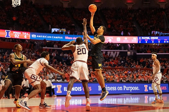 Moussa Diabate (14) and Caleb Houstan (22)