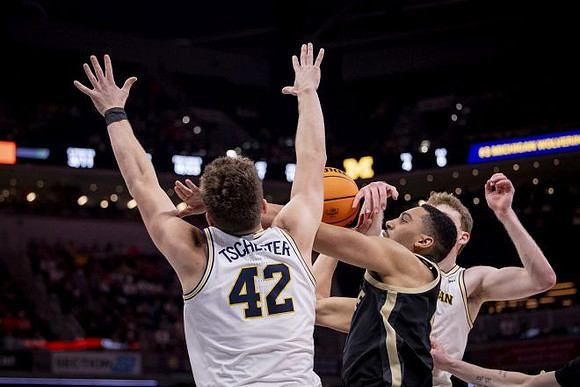 Will Tschetter (42) and Danny Wolf (1)
