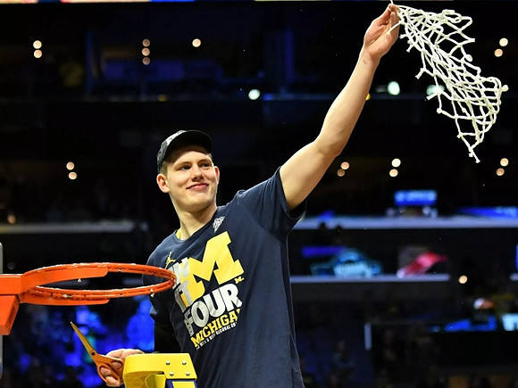 Moritz Wagner (13)