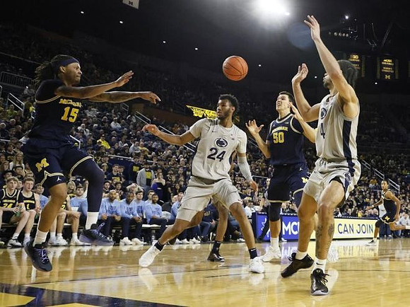 Rubin Jones (15), Vladislav Goldin (50), and Nimari Burnett (4)