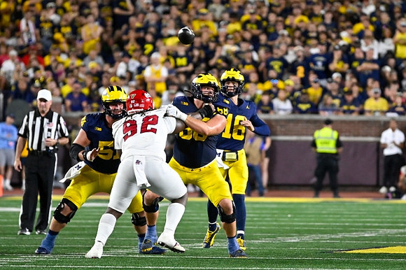 Greg Crippen (51), Giovanni El-Hadi (58), and Davis Warren (16)