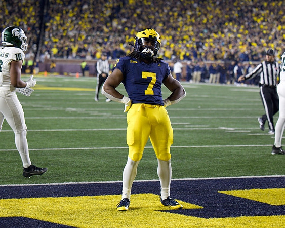Donovan Edwards (7)