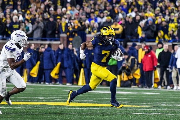 Donovan Edwards (7)