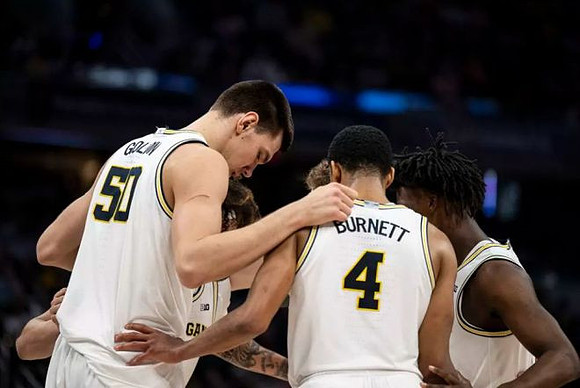 Vladislav Goldin (50), Nimari Burnett (4), and L.J. Cason (2)