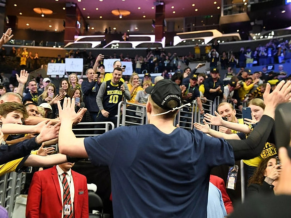 Moritz Wagner (13)